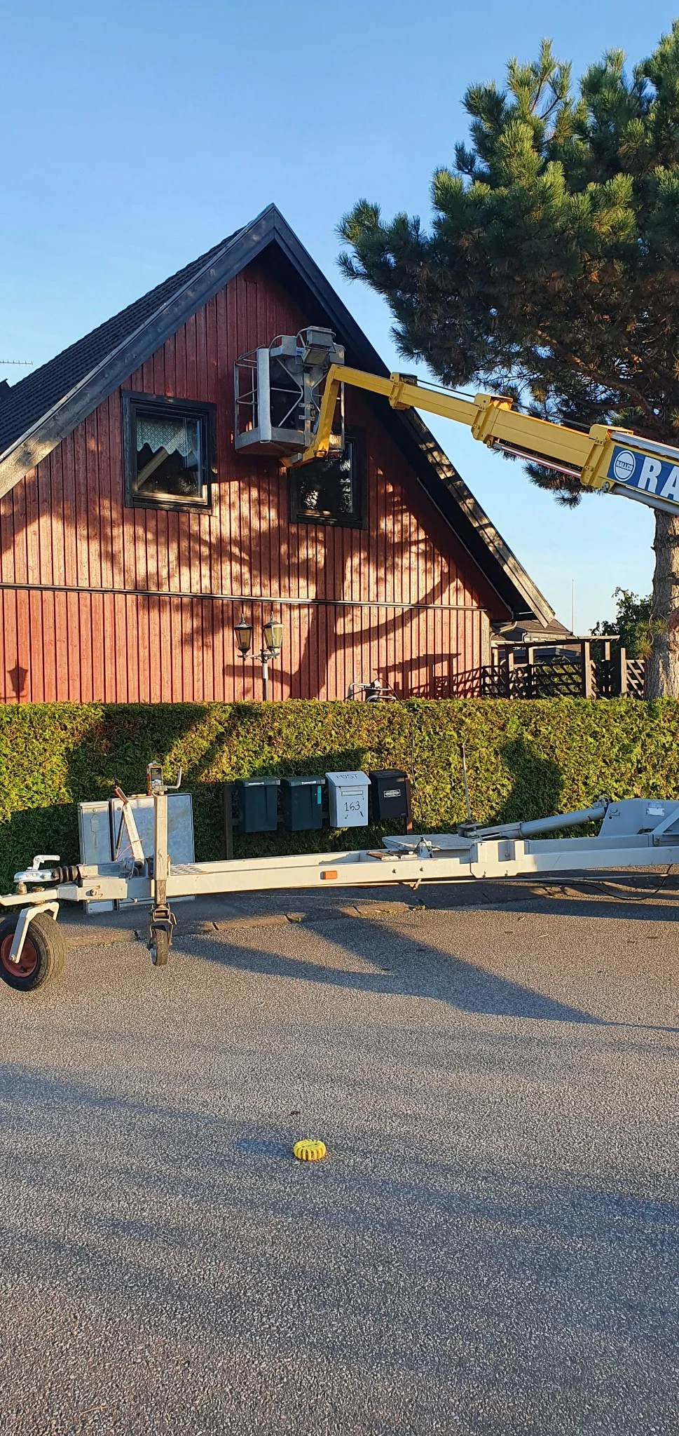 Fasadmålning på husets gavel i Sunnanå, Burlöv